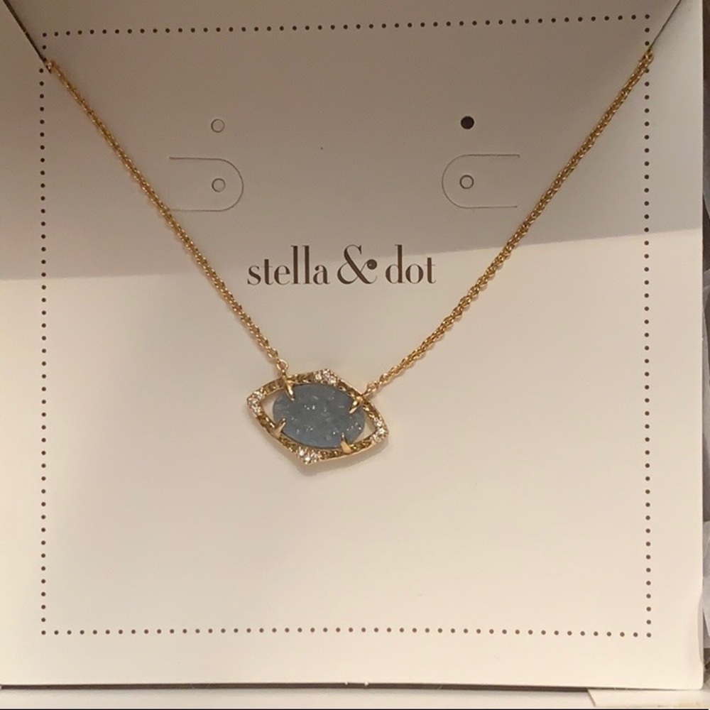 Stella & Dot Charlotte Pendant